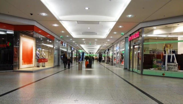 海底捞,火锅,老字号,餐饮,消费