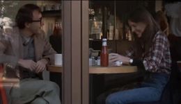 毫無(wú)意義，但是是伍迪·艾倫