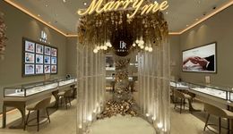 身家420億，85后河南夫妻靠賣“石頭”登胡潤富豪榜