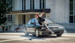 苹果造车，日本先行