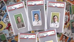 梅西封王，球星卡令人疯狂