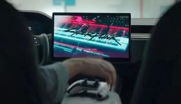 特斯拉上能玩《赛博朋克2077》了，但这一点也不赛博朋克