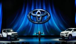 混动和纯电，丰田左右为难
