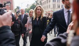 美国硅谷第一大忽悠倒下了