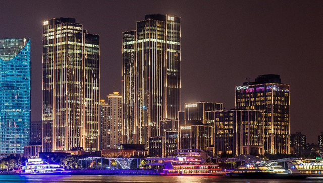 BFC外滩金融中心获评全国示范智慧商店，引领数字商业全面发展