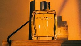 TOPBRAND | 啤卤侠获融资；绝味拟收购零点食品部分股权；安踏迎最大人事变动；Burberry市值创新高