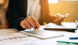 腰部券商扎堆上市，AMC系的信達(dá)證券還有多少光環(huán)？