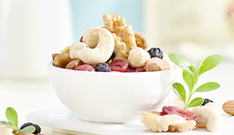 拉響攻堅戰(zhàn)，昔日“堅果王者”闖關(guān)IPO成色如何？