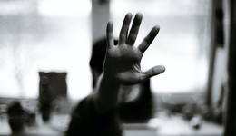 市值腰斬，DTC品牌黯然退場還是絕地反擊？