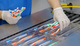 一年生產(chǎn)75億支，產(chǎn)值高達百億，這個小鎮(zhèn)包攬了全國80%的牙刷