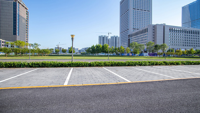 最新资讯︱中海麓府取得预售证，单价6.8万/平起、广佛东环城际今年首台盾构机出洞，预计明年建成