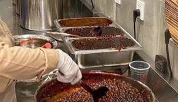 15元2杯，一个月用掉2吨珍珠，“珍珠奶茶单品店”走红广深