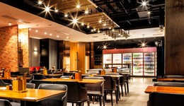 阿里到店，高德来救？