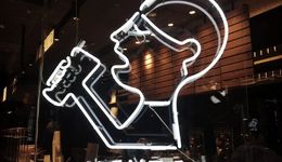 喜茶今天首度亮出加盟成绩单，但口碑之战可能才刚打响