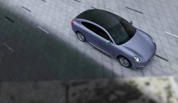 抛开智驾的“新衣”，新能源汽车跌跌撞撞的2022