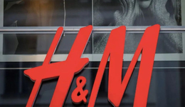 TOPBRAND | Lenskart获融资；新瑞鹏推进赴美IPO；H&M启动美国转售计划；Burberry任命新CFO