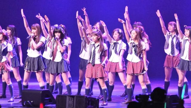 娱乐,偶像经济,综艺,二次元,影视产业