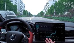 比亚迪不只会玩电：芯片智驾都在布局，还要开卷智能化