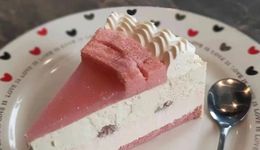 半個(gè)朋友圈都在蹭的櫻花，狂吸80億