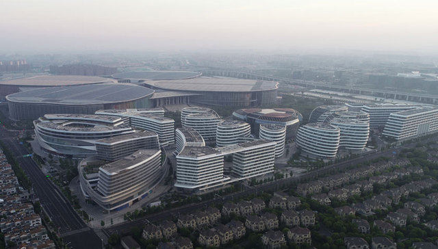 长三角国企5.1亿元拍得上海原蓝光总部写字楼 招商财富退出