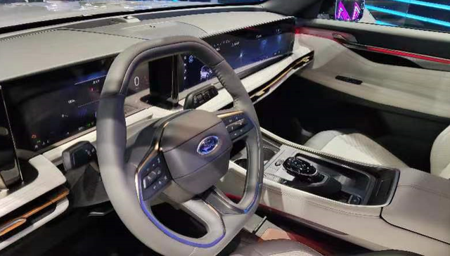 上海车展,新车型,燃油车,新能源汽车