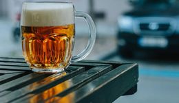 一瓶上千直逼茅台，啤酒越卖越贵