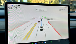特斯拉的0元購，自動駕駛背不動