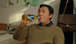 《漫长的季节》，戳中雪花啤酒痛点