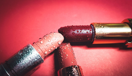 囤的第一批国货彩妆，到现在还没用完