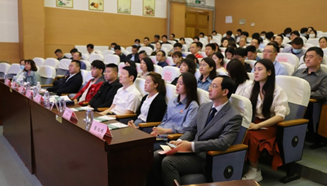 按下高质量发展“加速键” 青岛职业技术学院发布《高等职业教育质量年度报告（2022）》