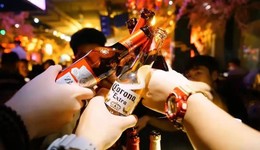 开放加盟？海伦司难成中国“格林王”