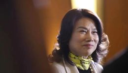 董明珠在直播间里挖呀挖呀挖