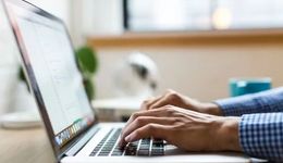 放下内容社区，知乎讲起“故事”