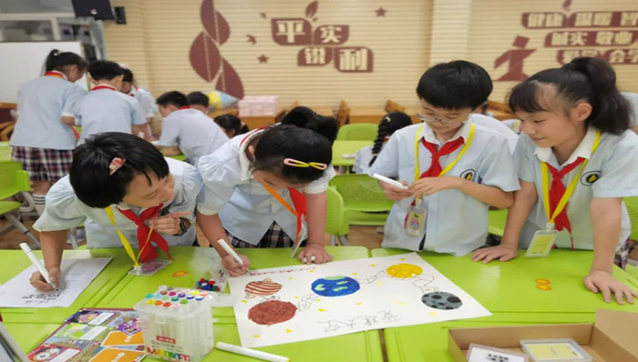 “游戏共创”营造良好价值观，普陀区以“网络安全进校园”深化学生安全意识