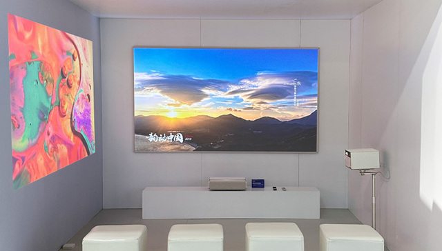 极米科技携Dual Light超级混光投影亮相第十九届西博会