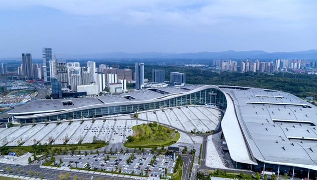 推出项目超3900个，西博会“链接”全球显露“虹西力”