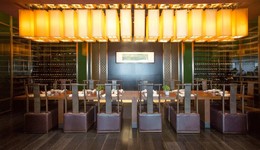 全球餐厅，抱团取暖