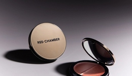 TOPBRAND | 朱栈获融资；优衣库拟推首款刨冰；国内开第三家老佛爷百货；LV发布超14万腕表；Chloé创意总监将离职