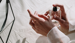 香水价格越贵，年轻人越爱买？