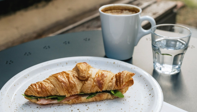 咖啡,早餐,年轻人