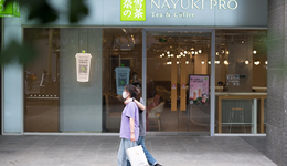 委身开放加盟，不是奈雪的错