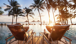 暑期游掀起2023旅行新高潮，誰受益誰落寞？