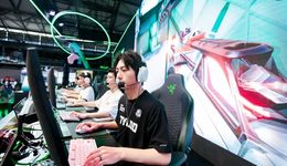 玛氏箭牌中国推出了全新品牌，“风骚走位”切入电竞零食市场