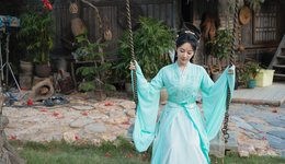 《长相思》破圈，暑期档剧王诞生？