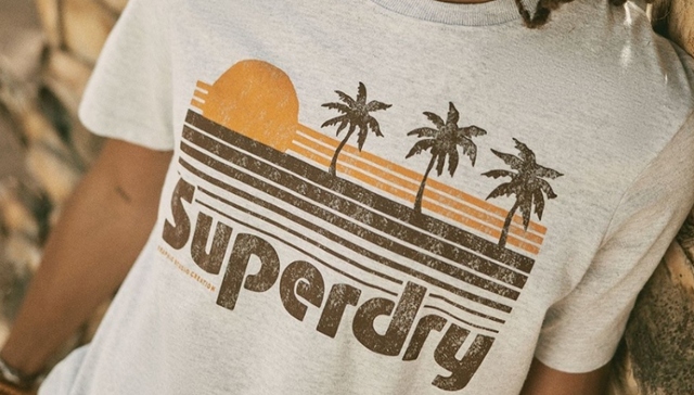 Vans,时尚,消费,华伦天奴,芭比