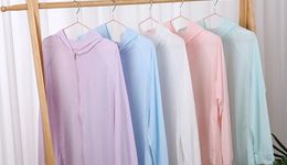 防曬“諸神之戰(zhàn)”打響，防曬衣?lián)u身變常服