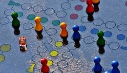 “中小商家”坐上電商平臺(tái)主桌