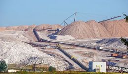 天价锂矿争夺战，42亿落槌