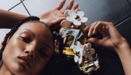 TOPBRAND | MOSH获融资；Roark拟收购赛百味；Marc Jacobs重启美妆线；Gap创意总监离职