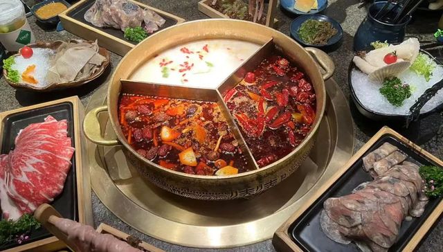 呷哺呷哺,火锅,餐饮,消费,海底捞